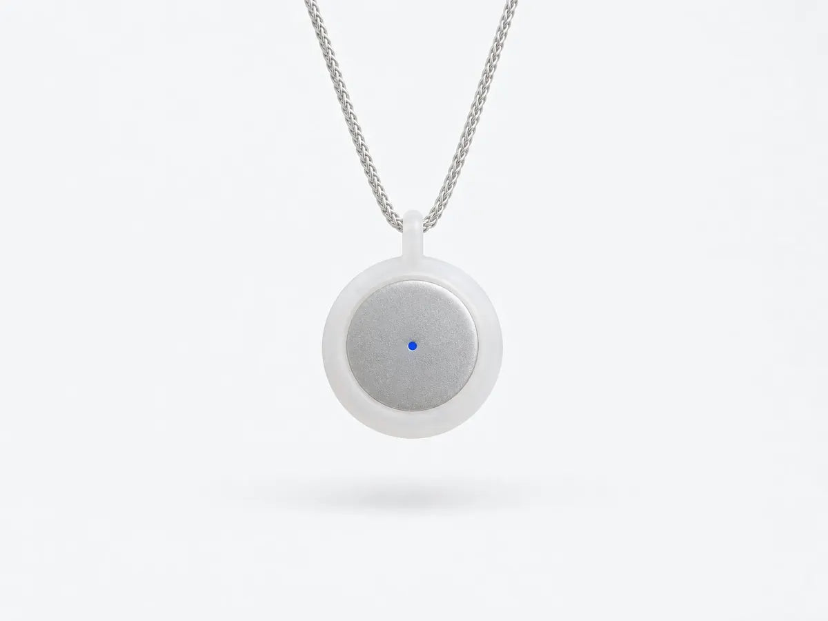 The Omi pendant